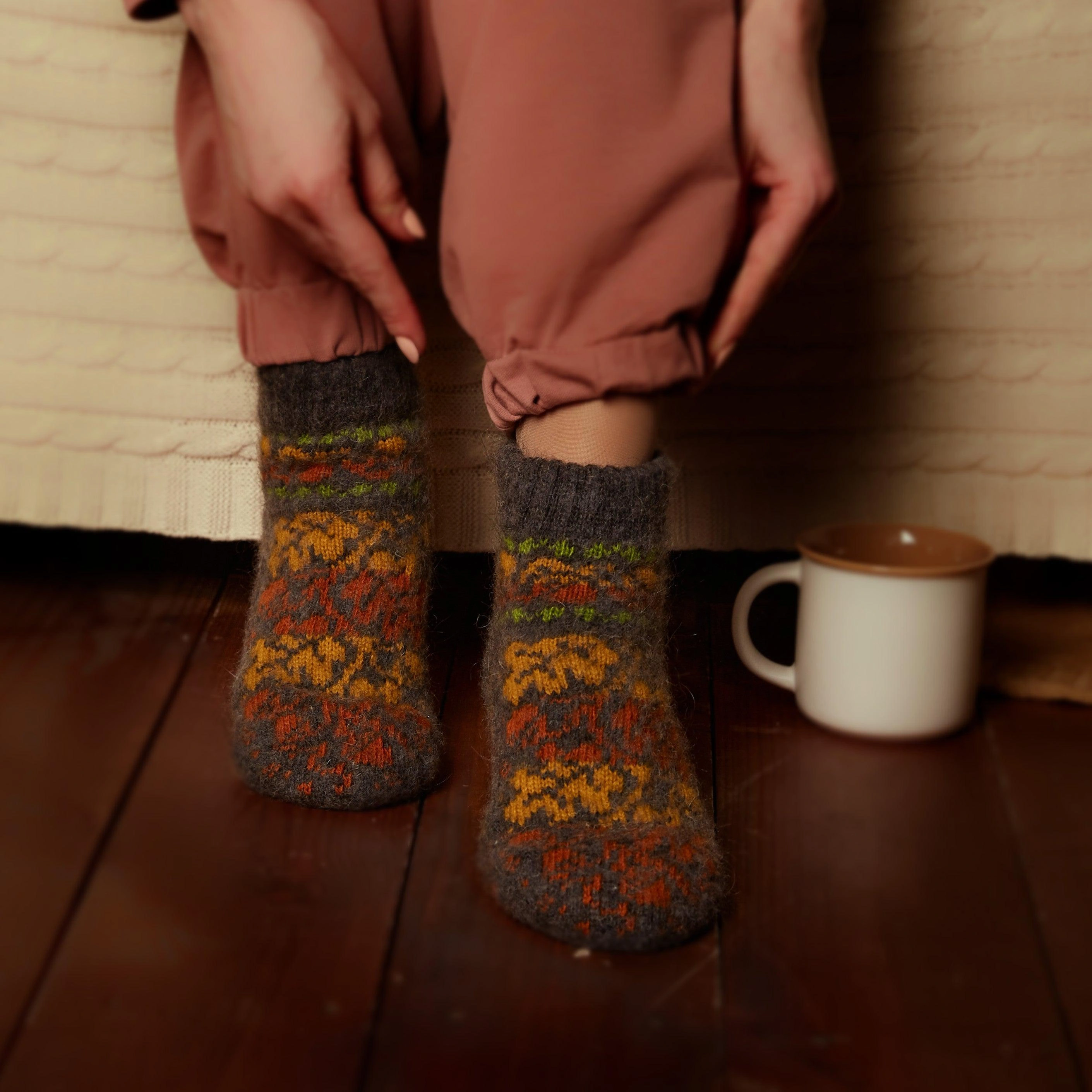 Cozy Fall Leaves Goat Wool Socks for Women